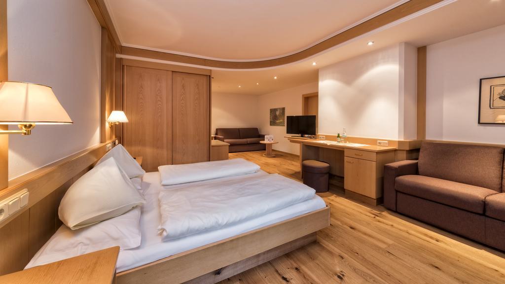 Hotel Post - Olangcard Included Dış mekan fotoğraf